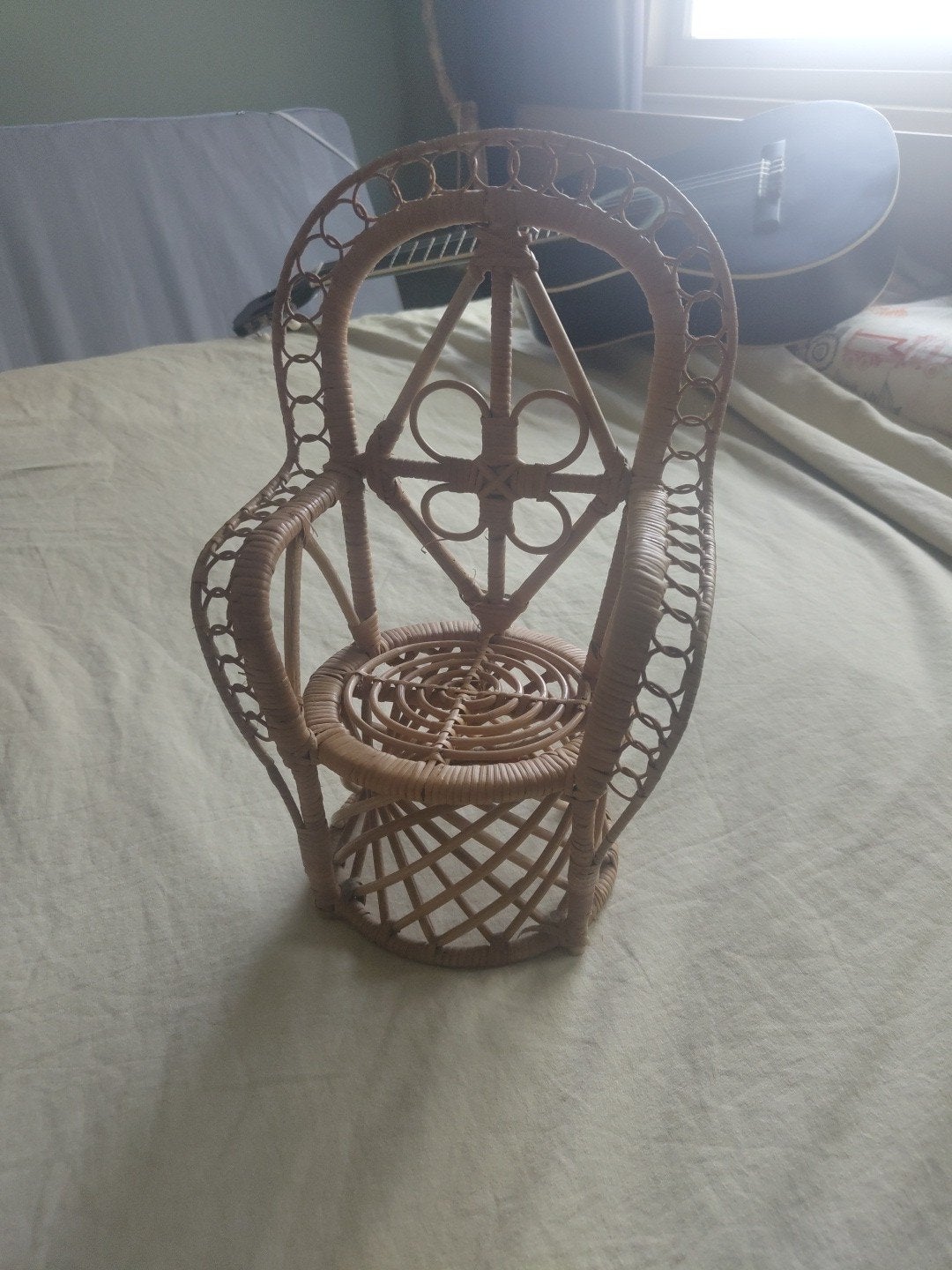 Rotan poppenstoel - Vintage look voor de kinderkamer, Kinderen en Baby's, Speelgoed | Poppen, Ophalen, Gebruikt, Overige typen