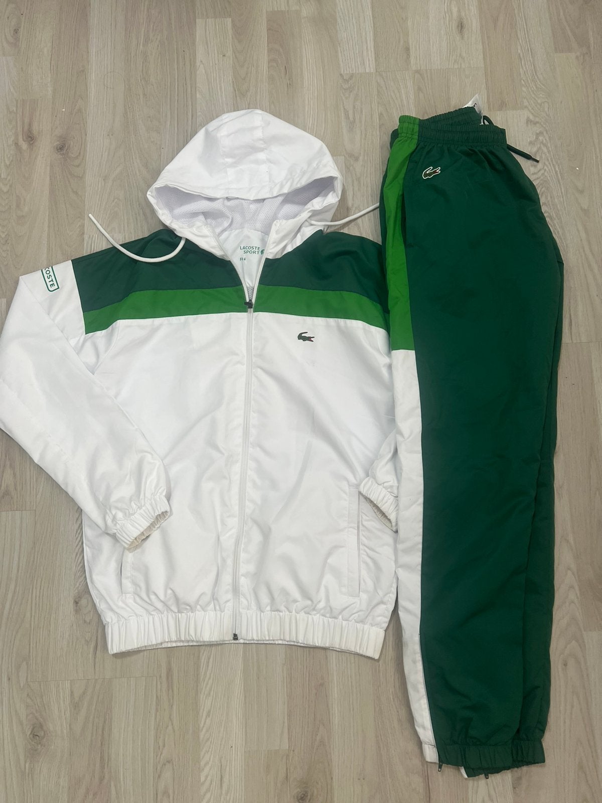 Lacoste trainingspak - Maat M, Ophalen of Verzenden, Zo goed als nieuw, Algemeen