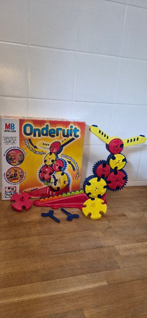 Onderuit Bordspel MB Spellen, Een of twee spelers, Ophalen of Verzenden, Gebruikt, MB Spellen