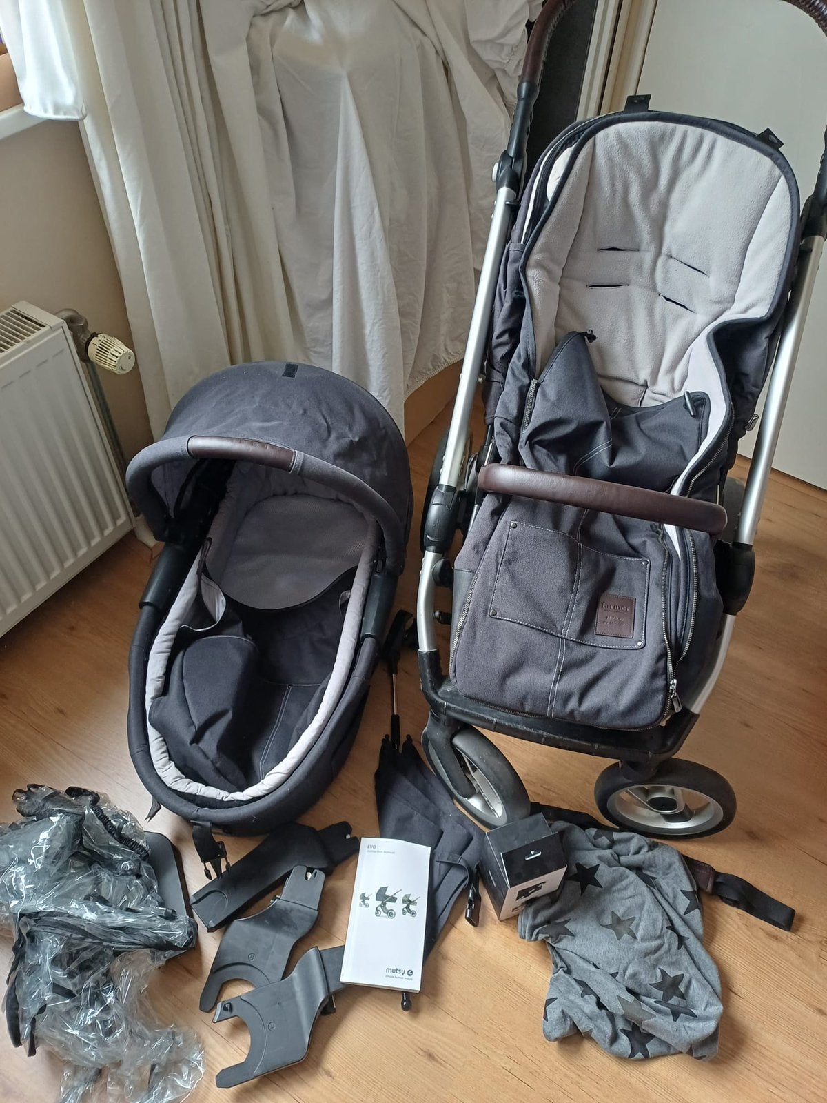 Nette en complete Mutsy kinderwagen, Ophalen, Zo goed als nieuw, Mutsy