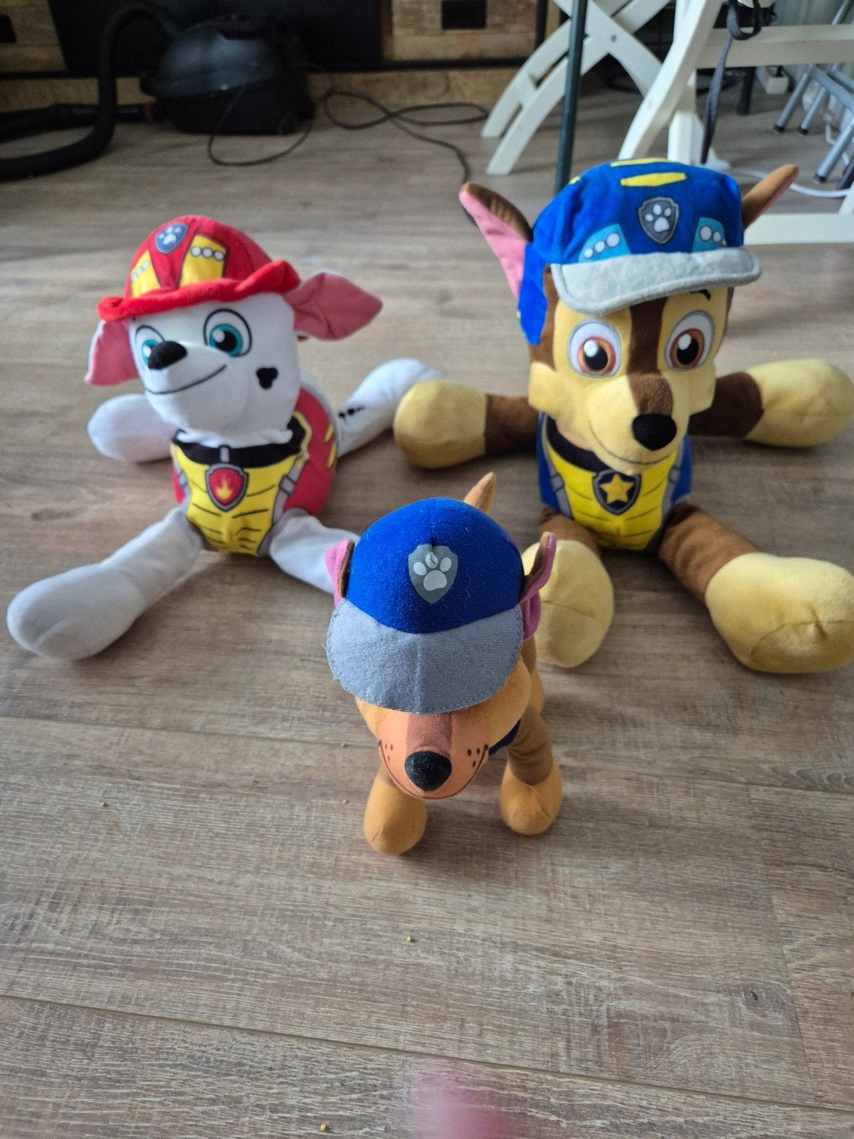 Te koop 3 paw patrol knuffels 2 grote 1 kleine, Ophalen of Verzenden, Zo goed als nieuw, Hond