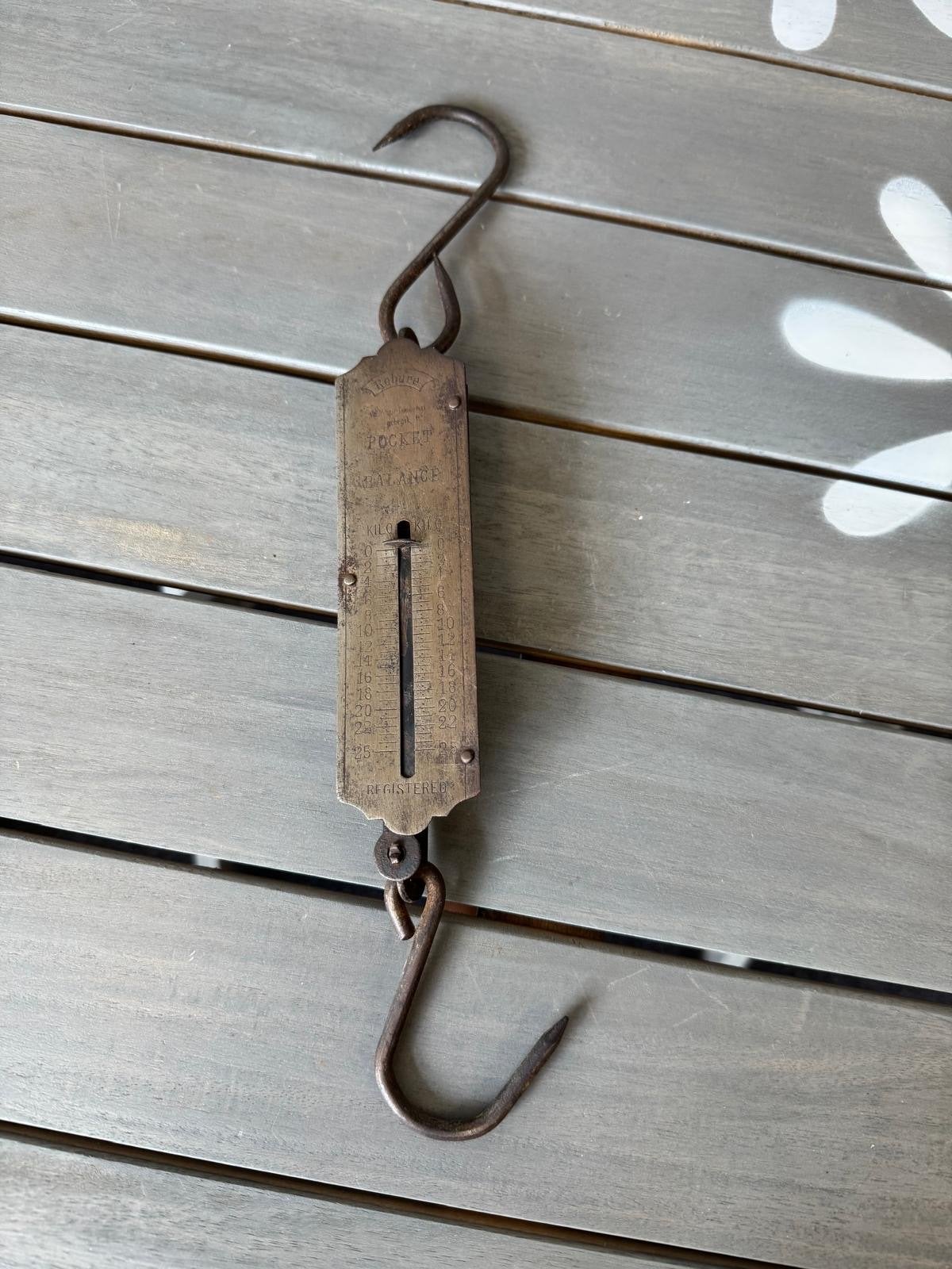 Antieke Hangweegschaal - Decoratief en Functioneel, Ophalen of Verzenden, Gebruikt, Hangweegschaal, Minder dan 50 kg
