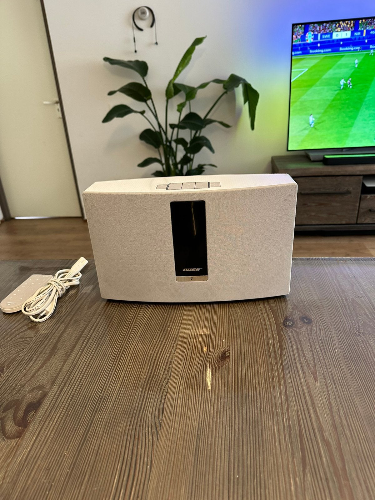 Bose SoundTouch 20 Serie III ., Audio, Tv en Foto, Luidsprekers, Zo goed als nieuw, Overige typen, 60 tot 120 watt, Bose, Afstandsbediening