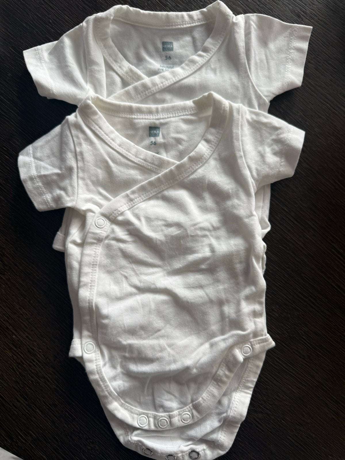 2x Hema overslagrompers maat 56 wit, Verzenden, Gebruikt, Jongetje of Meisje, Nacht- of Onderkleding
