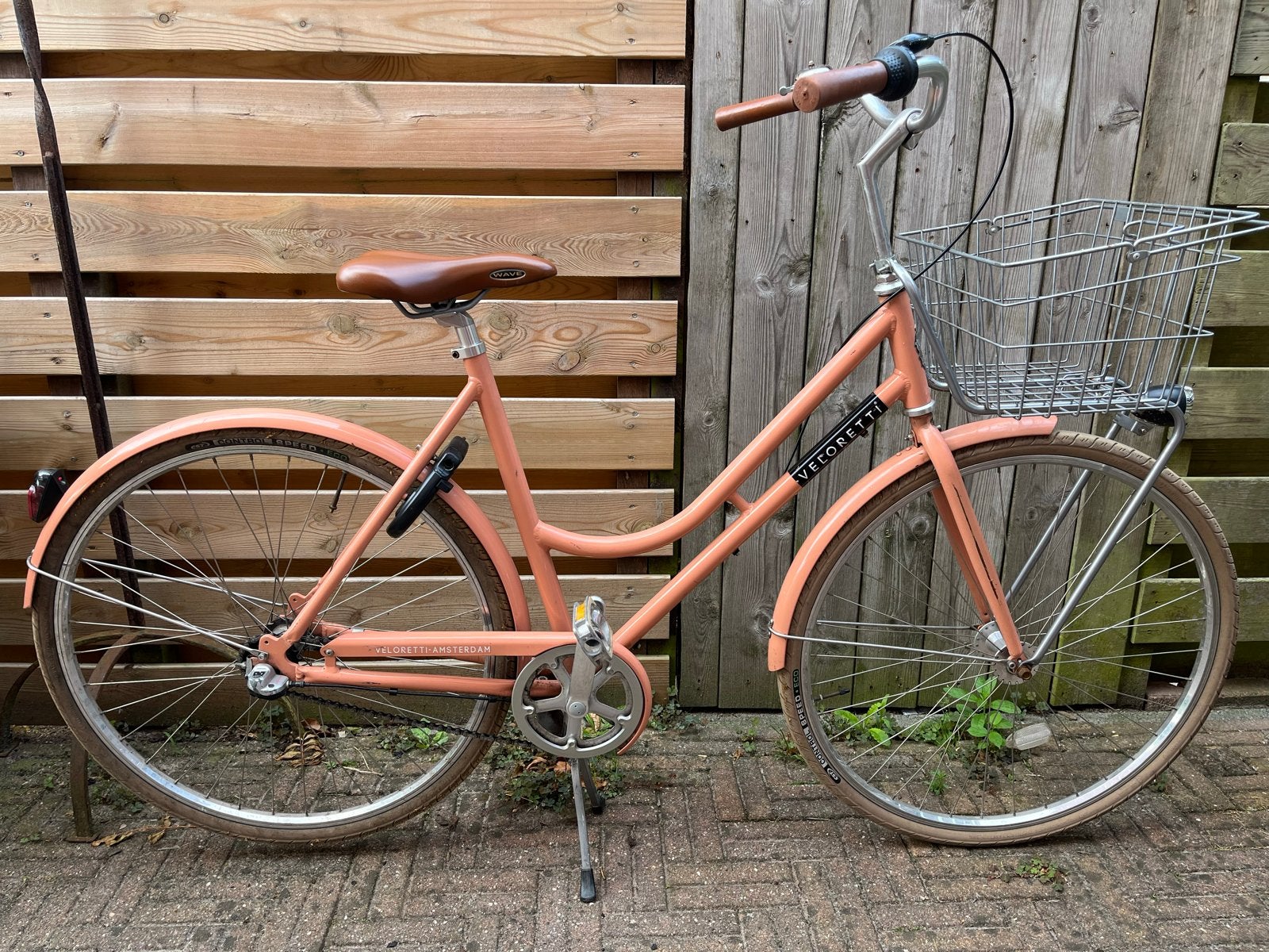 Veloretti Robyn zalm roze met mandje, Fietsen en Brommers, Velgrem, Versnellingen, Zo goed als nieuw, 50 tot 53 cm