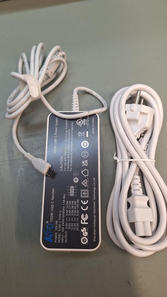USB-C laptpp oplader - 100 Watt gebruikt  universeel, Ophalen of Verzenden