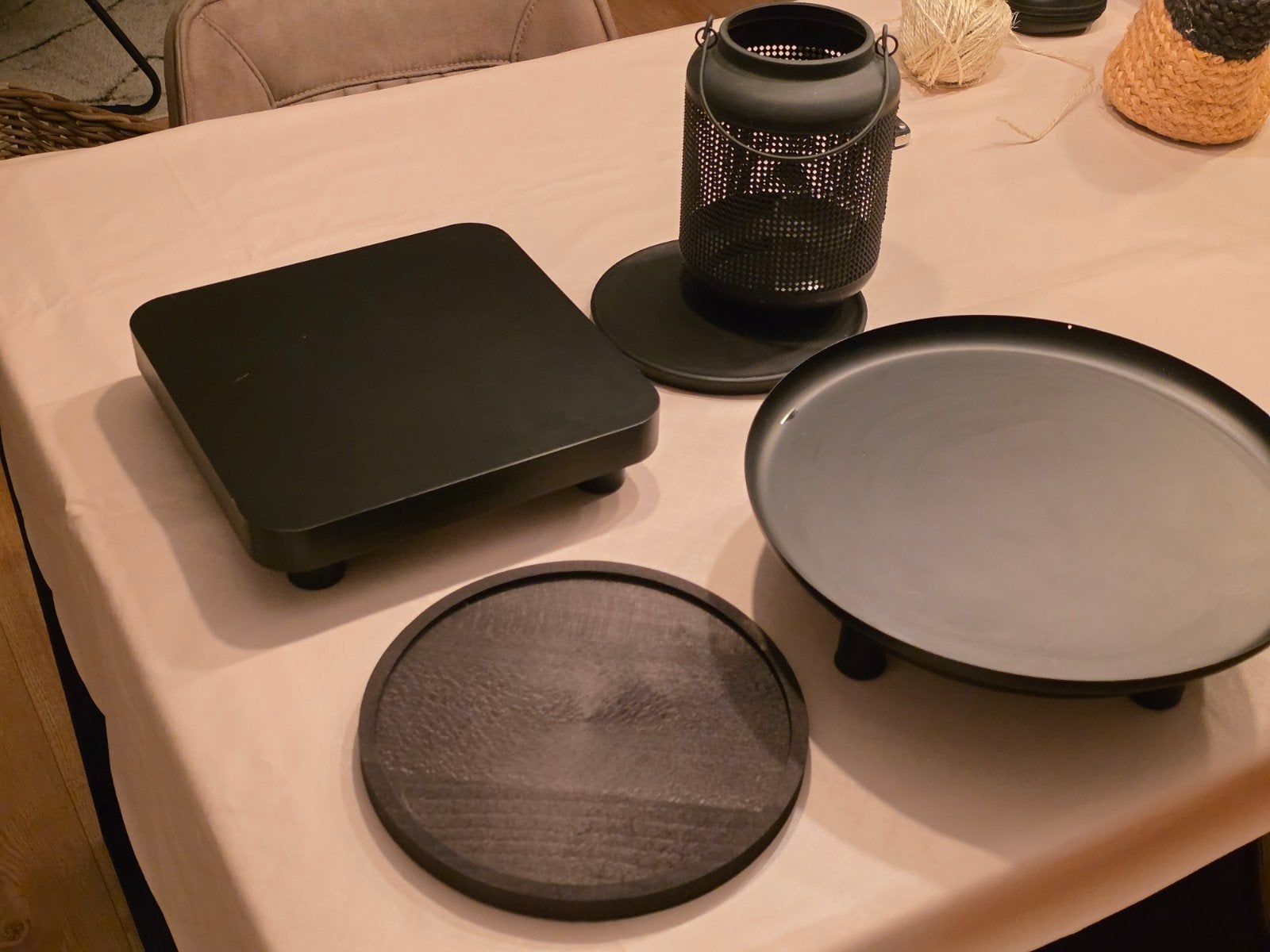 Decoratieve zwarte dienbladen en lantaarn, Ophalen, Zwart, Zo goed als nieuw, Metaal