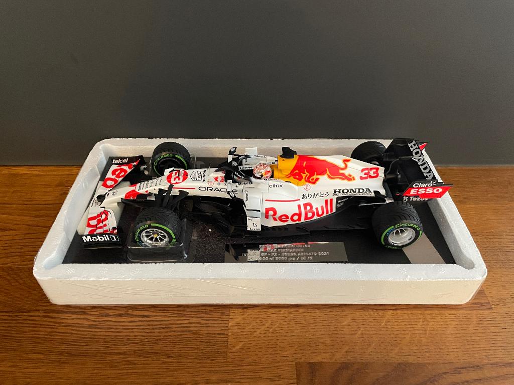 Max Verstappen Minichamps 1:18 RB16B GP Turkeye 2021 2n, Hobby en Vrije tijd, Modelauto's | 1:18, Ophalen of Verzenden, Nieuw