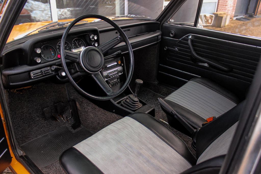 BMW 2000 2.0 Touring 01-1972 | Origineel NL | 1e eigenaar |, foto 12
