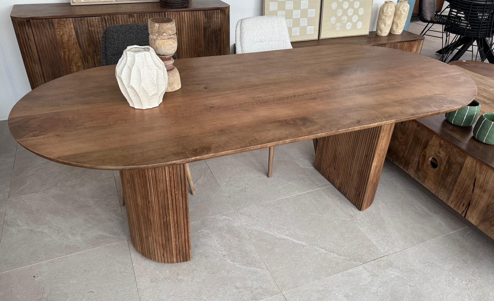 Magazijn leegverkoop eettafel deens ovaal conische poten, Hout, Nieuw, Ophalen of Verzenden, Info@wkhome.nl