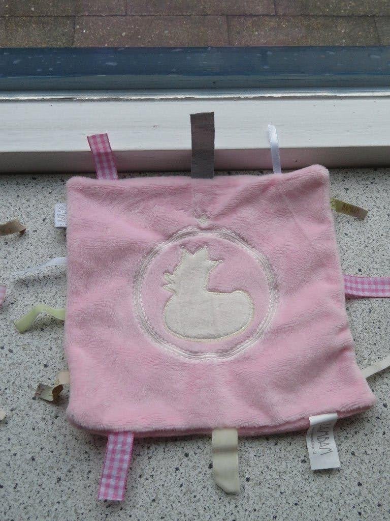 Knuffeldoek Bam Bam roze velours kroon labeldoek, Ophalen of Verzenden, Zo goed als nieuw, Wasbaar, Roze