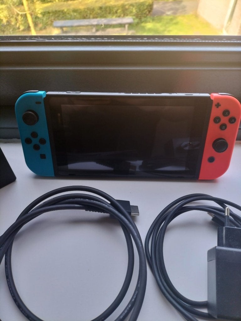 Nintendo Switch 1 + Accessoires + Spellen, Ophalen, Met games, Met 2 controllers, Zo goed als nieuw