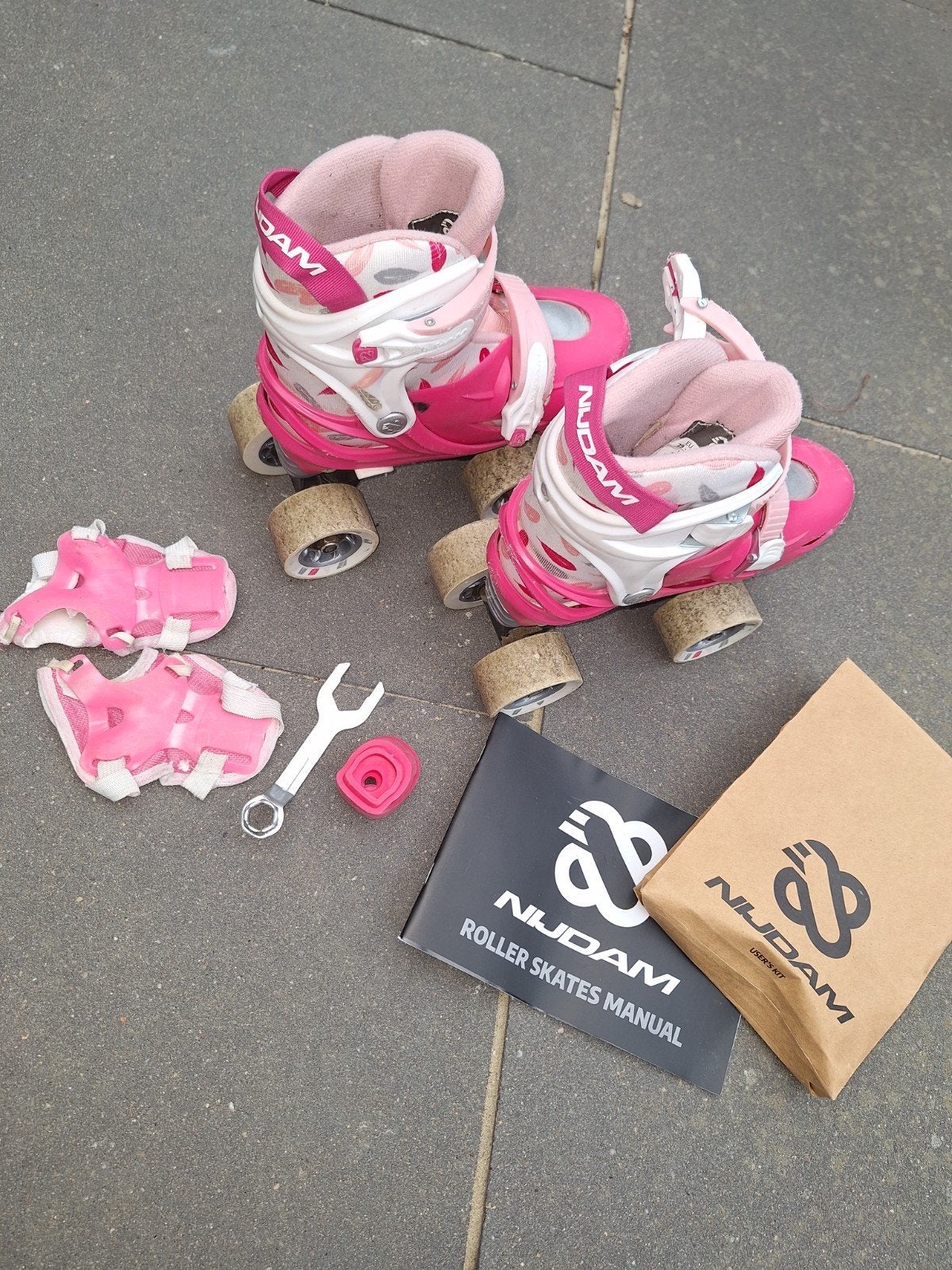 Roze verstelbare rolschaatsen voor kinderen, maat 29-32, Kinderen en Baby's, Ophalen, Verstelbaar, Gebruikt, Kinderen