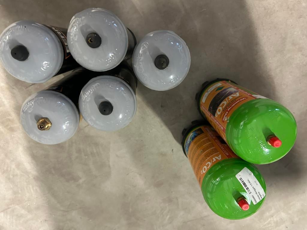 Wegwerp gasflessen 7 stuks - ( 2 soorten ), Doe-het-zelf en Verbouw, Minder dan 150 ampère, RSV Trading BV, Overige typen, Nieuw