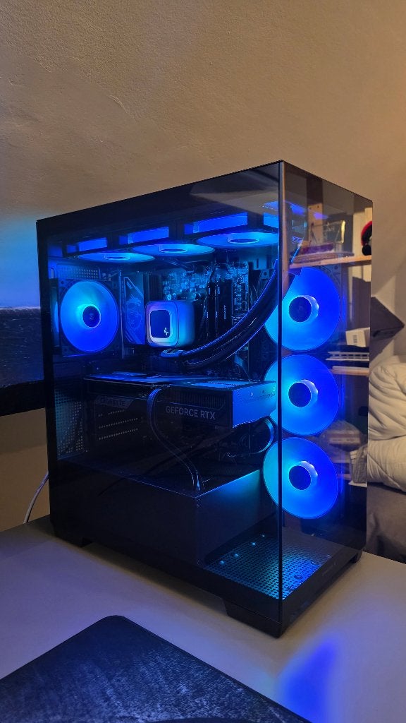 High-End Gaming PC RTX 5080 / Ryzen 7 7800X3D / 32GB DDR5, Ophalen, Zo goed als nieuw, Gaming, SSD