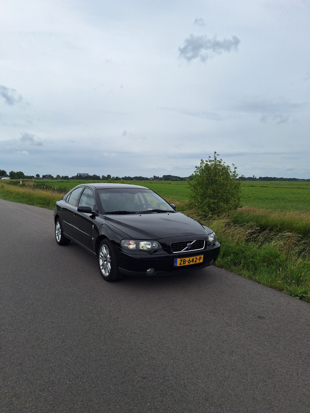 Volvo S60 2.4 140PK CNG/Bezine 2003 Zwart, Auto's, Volvo, Particulier, S60, Adaptive Cruise Control, Airbags, Airconditioning