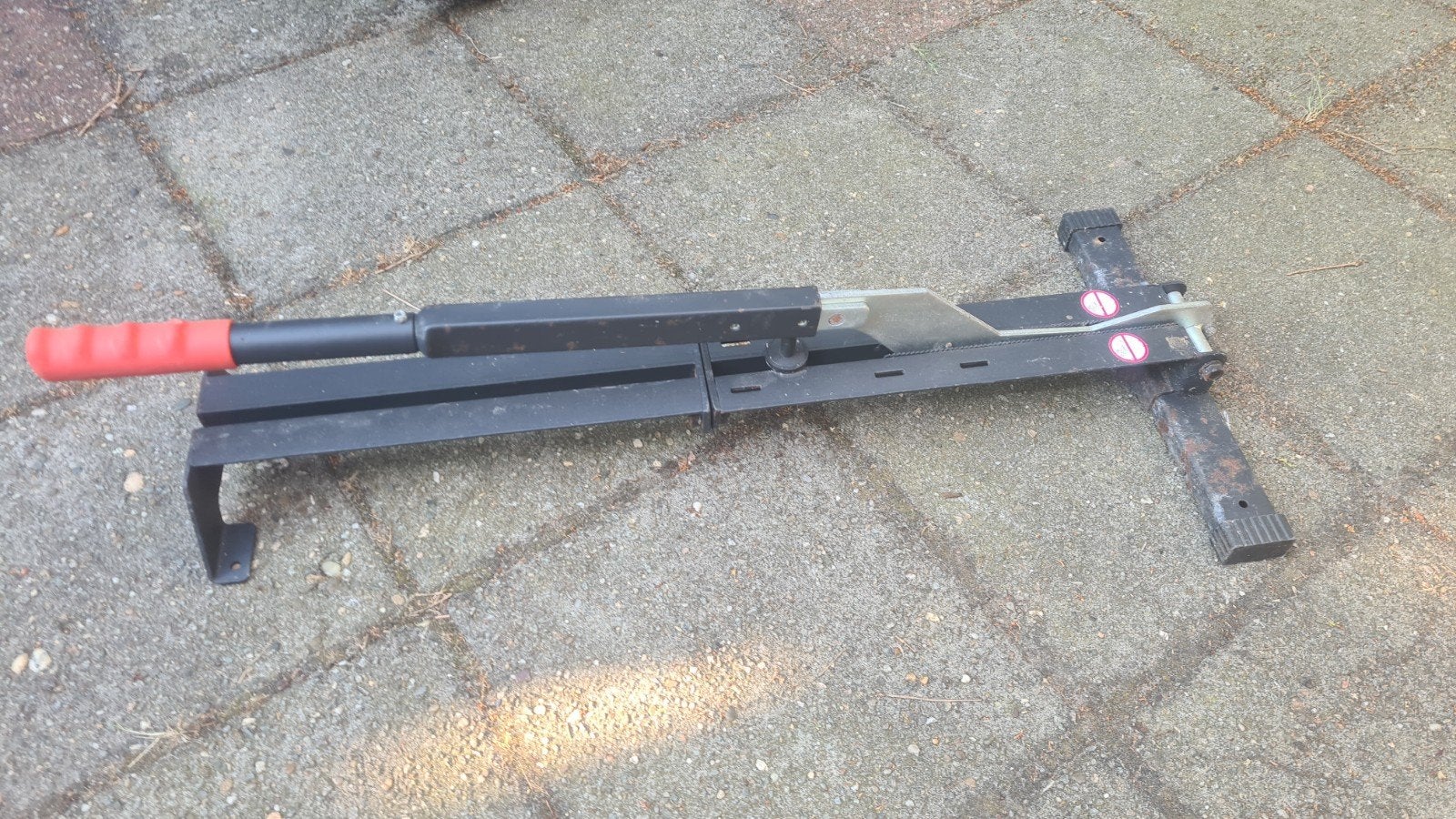 Tegelsnijder - Handgereedschap voor Tegelwerk, Ophalen of Verzenden, Gebruikt, Snijgereedschap, Overige merken