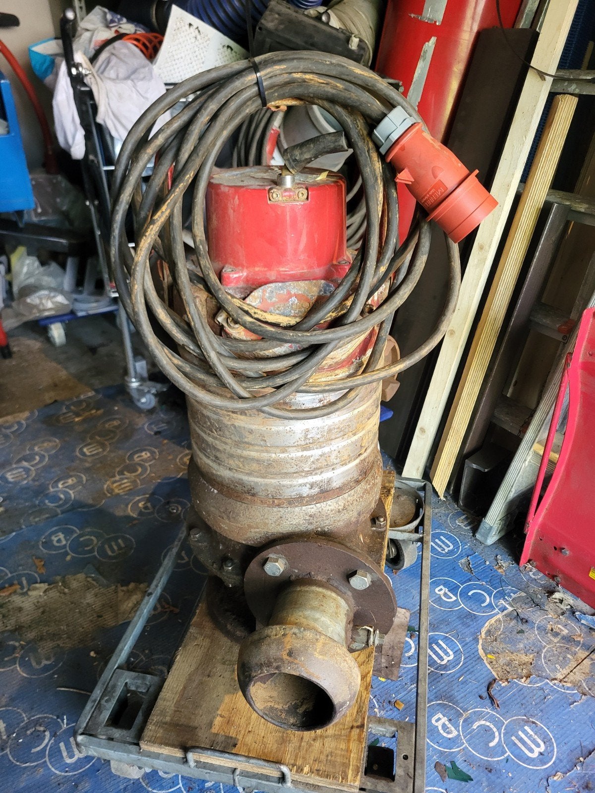 mestpomp, vuilwaterpomp,beregeningspomp,, Ophalen of Verzenden, Gebruikt, Beregeningspomp