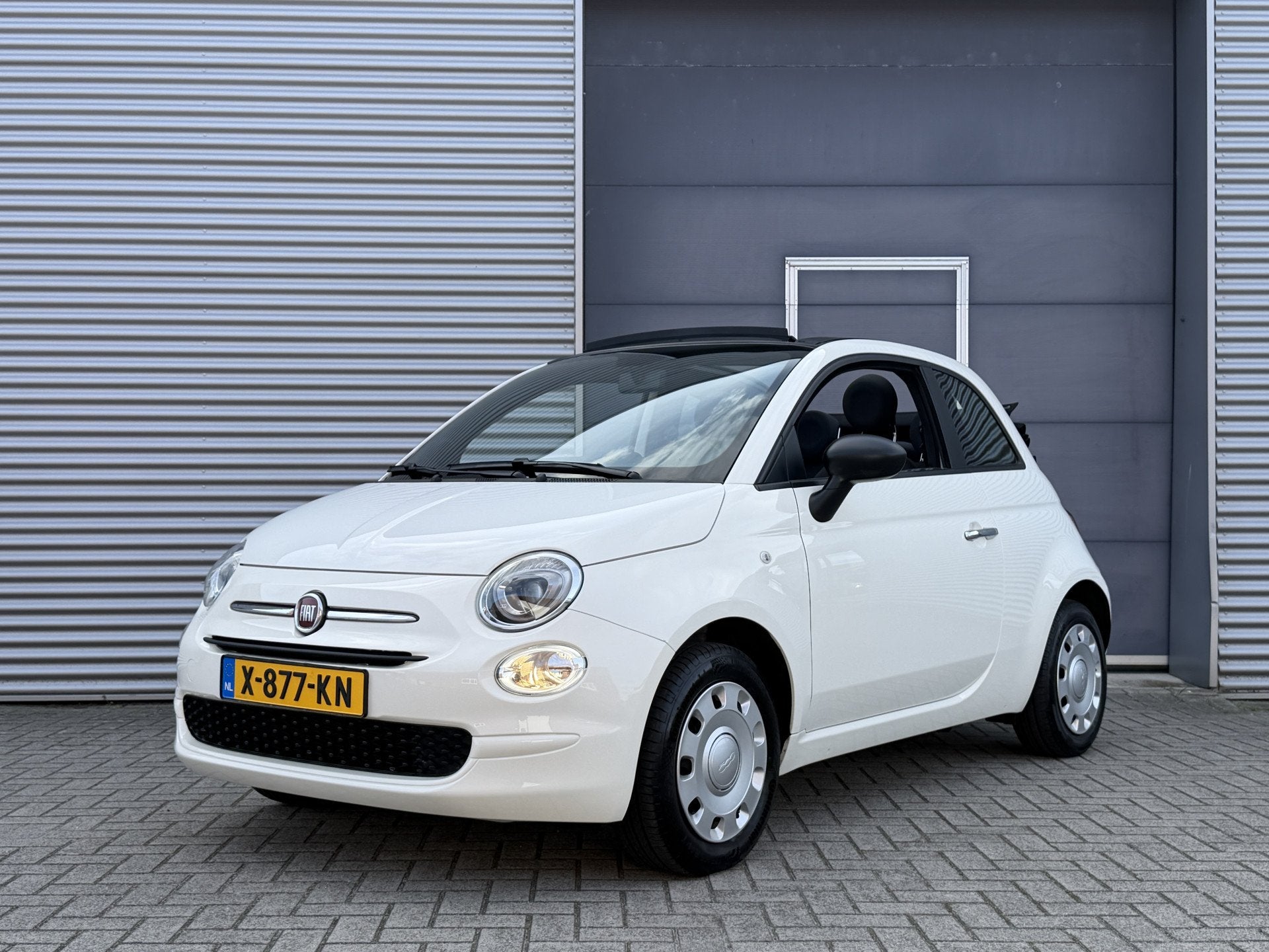 Fiat 500C 1.0 Hybrid I Cabriolet I Carplay I NL Auto, Auto's, Voorwielaandrijving, Dealer onderhouden, Stof, Cabriolet