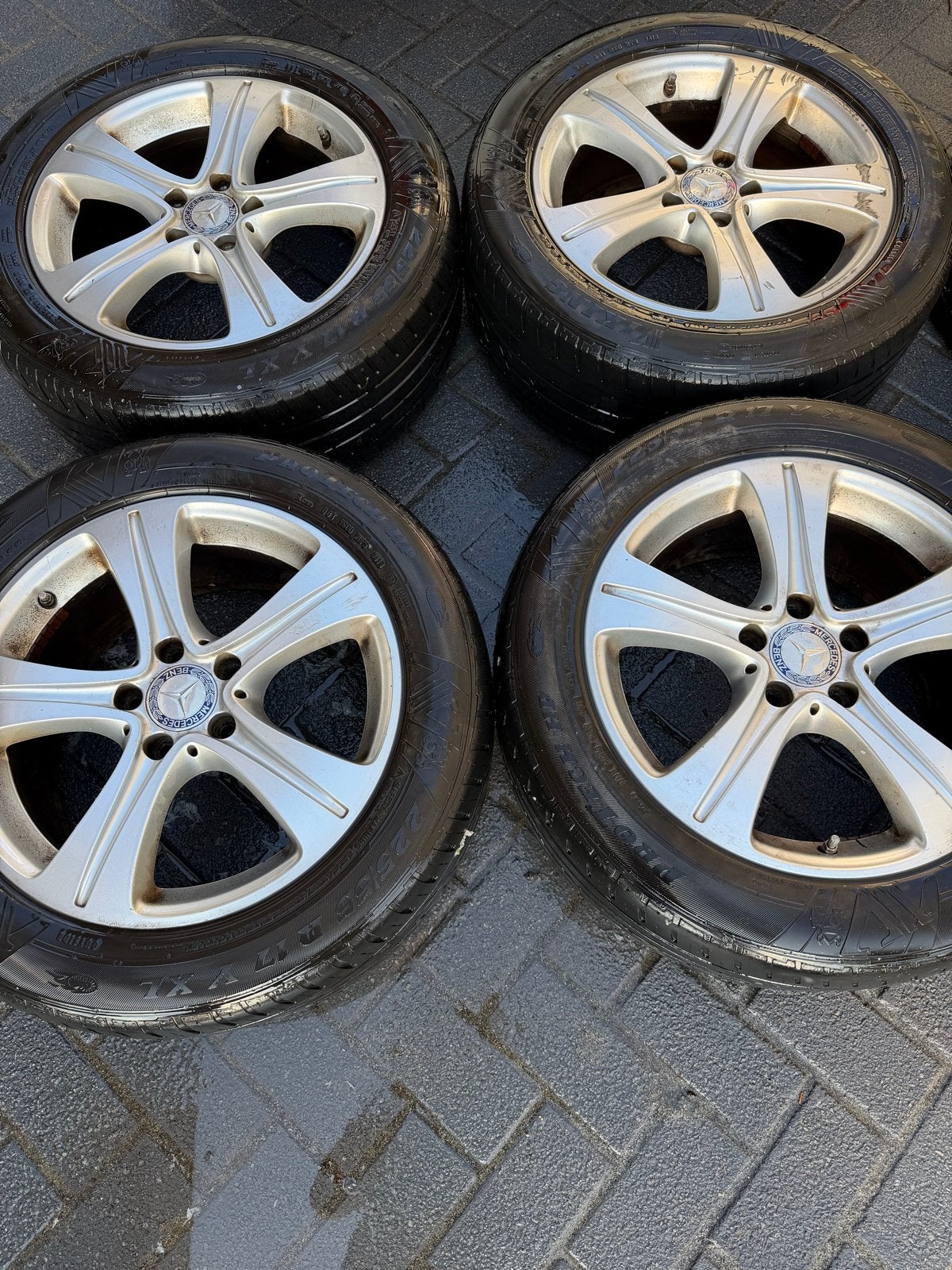 Mercedes velgen 17 inch velgen met All Season banden, Auto-onderdelen, Ophalen, Gebruikt, Banden en Velgen, 17 inch