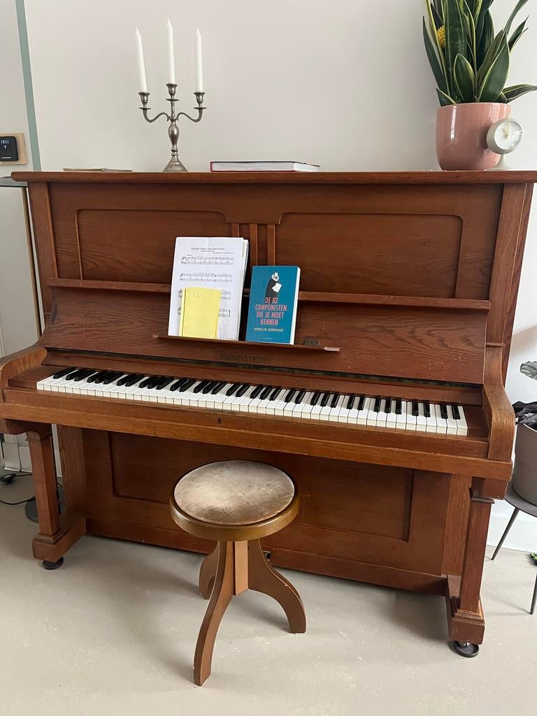 Gezocht: pianoles aan huis, Ophalen
