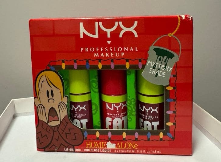 Nyx Fat Oil set + Mystery Shade (nieuw), Ophalen of Verzenden, Zo goed als nieuw, Blauw, Lippen