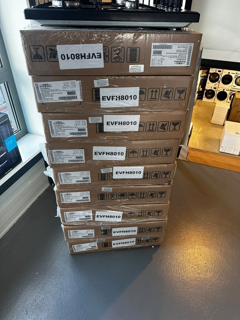 Nieuwe Everglades vrijstaande gaskookplaat 60 cm zwart, Giessen, Everglades, Nieuw, Info@elbeka.nl