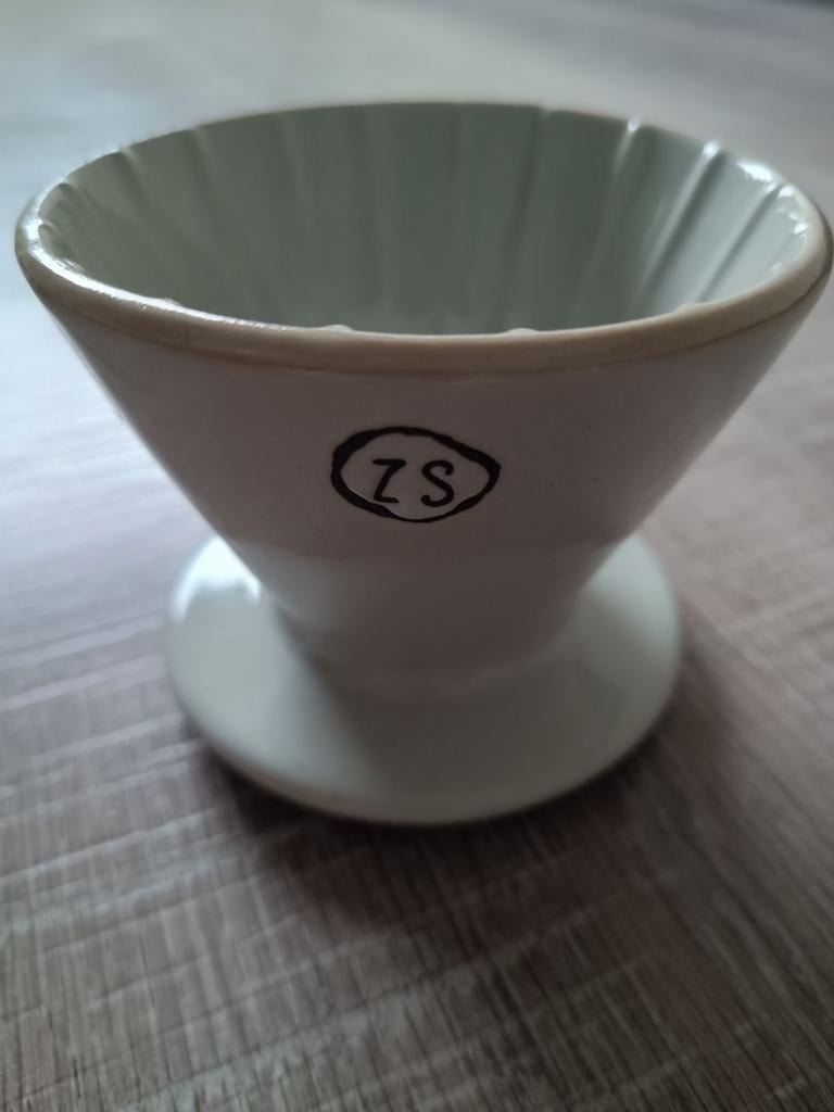 Vintage ZS Keramische Koffiefilterhouder - Crème, Huis en Inrichting, Keuken | Keukenbenodigdheden, Ophalen of Verzenden