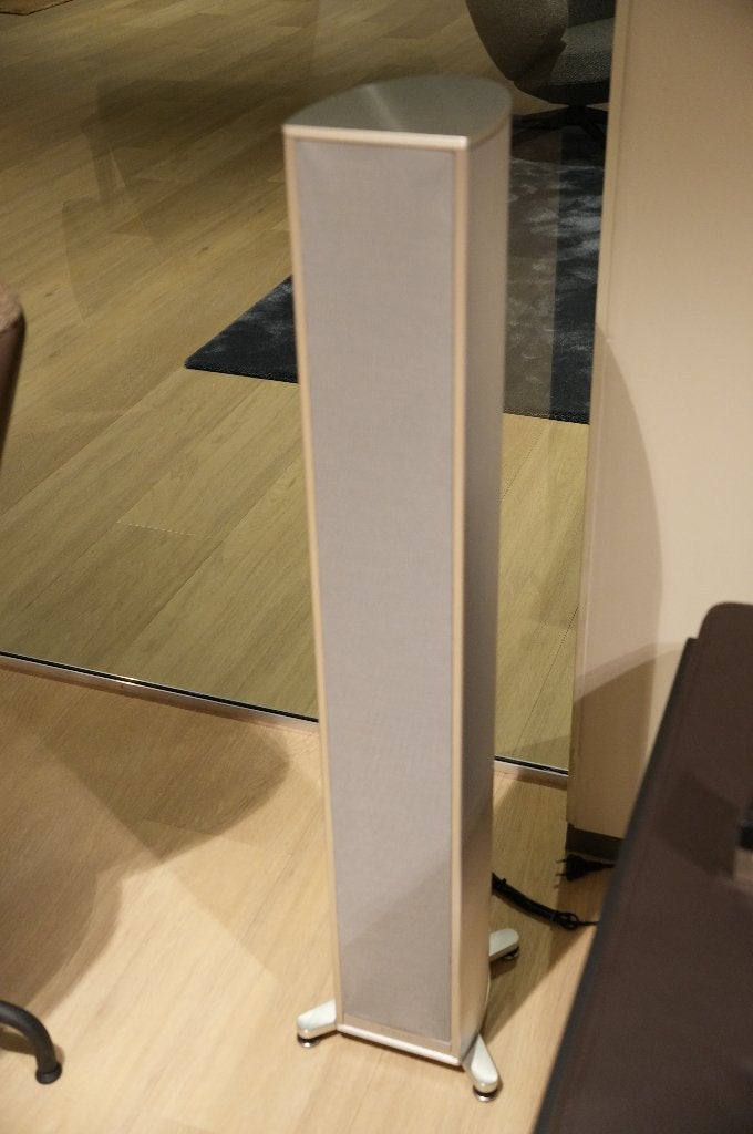 Piega premium 501 gen2 wireless speakers ,alu, Ex-Demo, Vloerstaande luidspreker, Ophalen of Verzenden, Zo goed als nieuw, 150 watt of meer