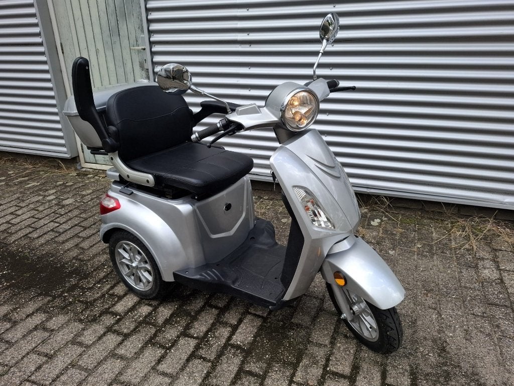 Nova Motors Bendi Premium Scootmobiel –Uitstekende staat, Gebruikt, 16 km/u of meer, 46 km of meer, Ophalen