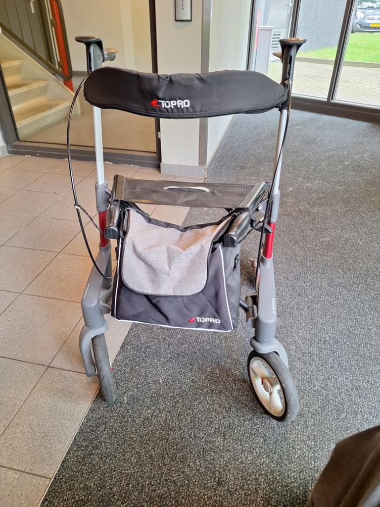 Rollator topro troja 5G nieuwste model lees beschrijving, Ophalen of Verzenden, Lichtgewicht, Zo goed als nieuw