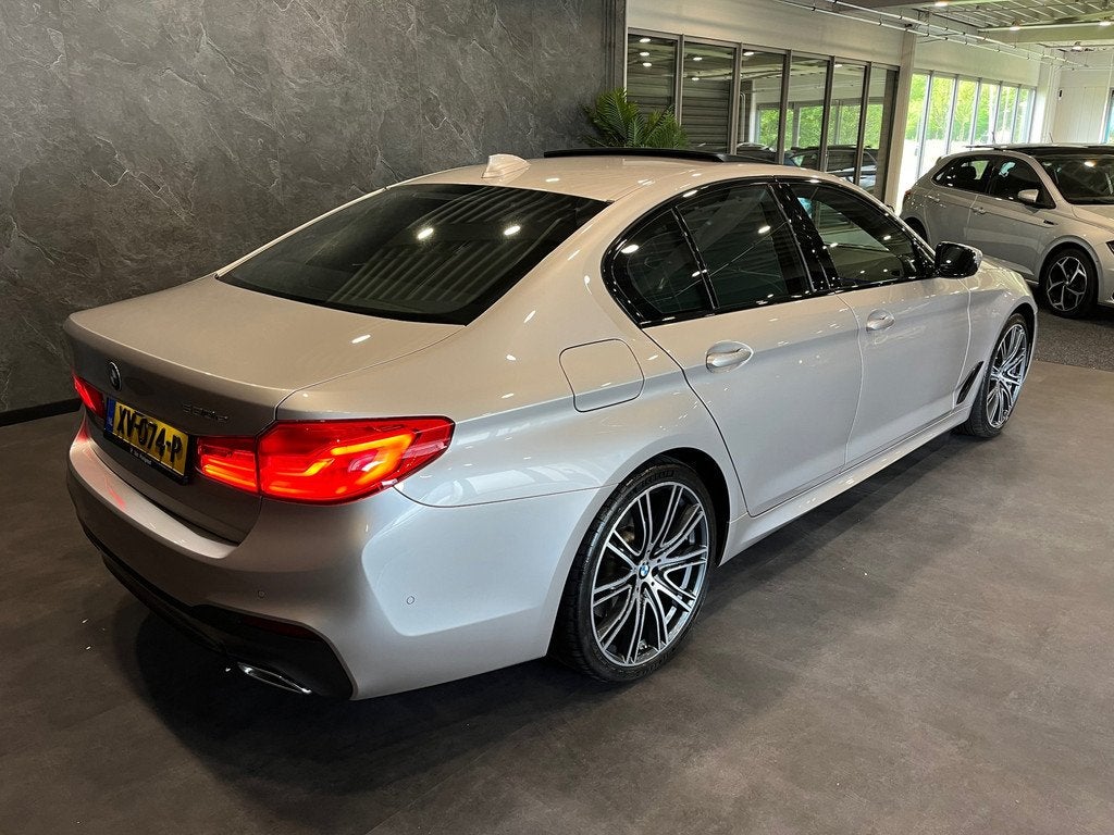 BMW 5-serie 530e iPerformance High Executive NL AUTO NAP, 1998 cc, Achterwielaandrijving, Gebruikt, 4 cilinders