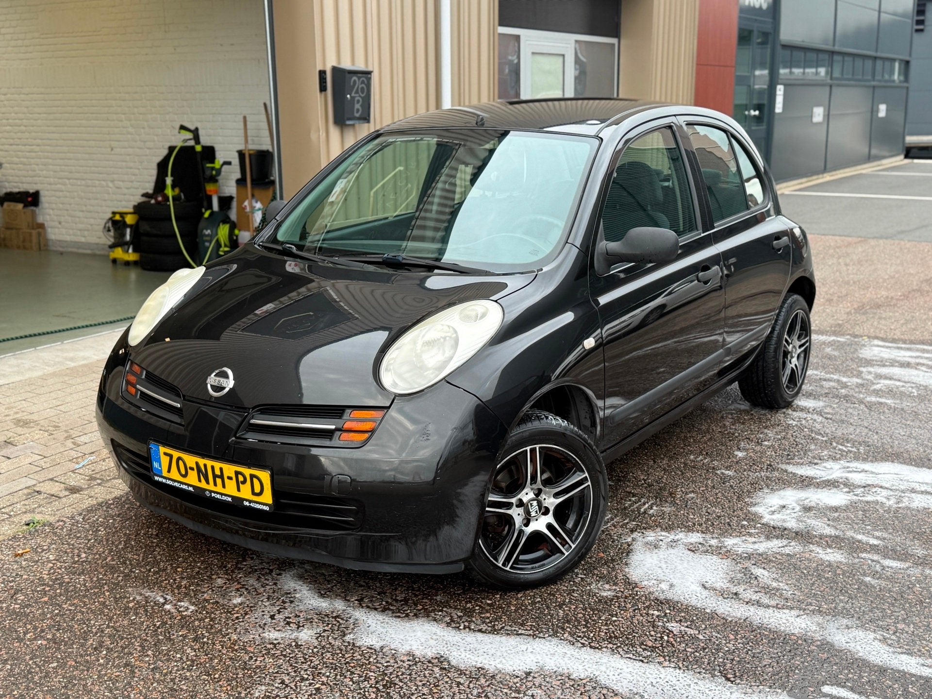 Nissan Micra 1.2 Visia Automaat Eerste Eigenaar, Auto's, Dealer onderhouden, 15 km/l, 4 cilinders, Zwart