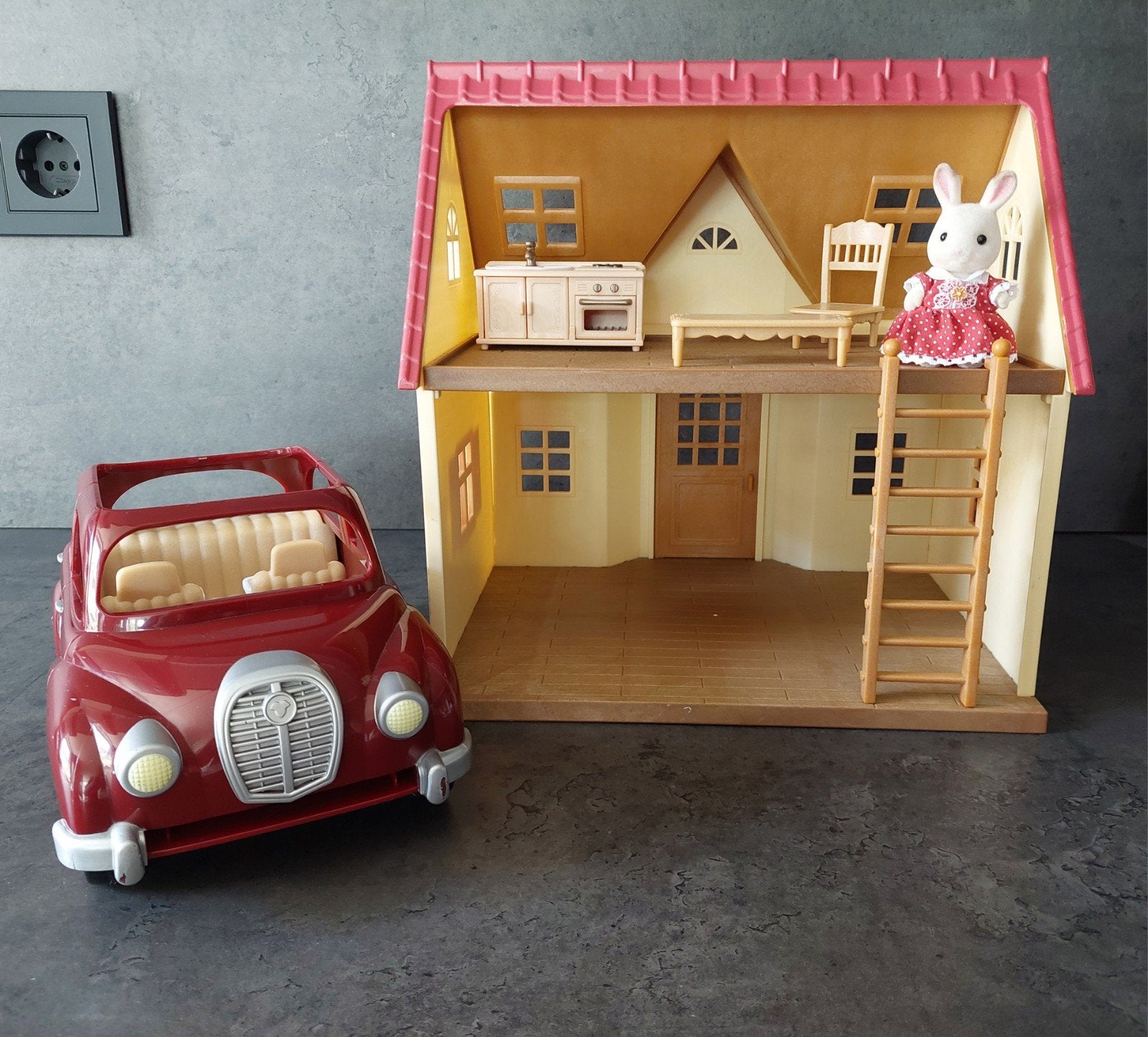 Sylvanian Families - Startershuis - Auto, Ophalen of Verzenden, Gebruikt, Poppenhuis