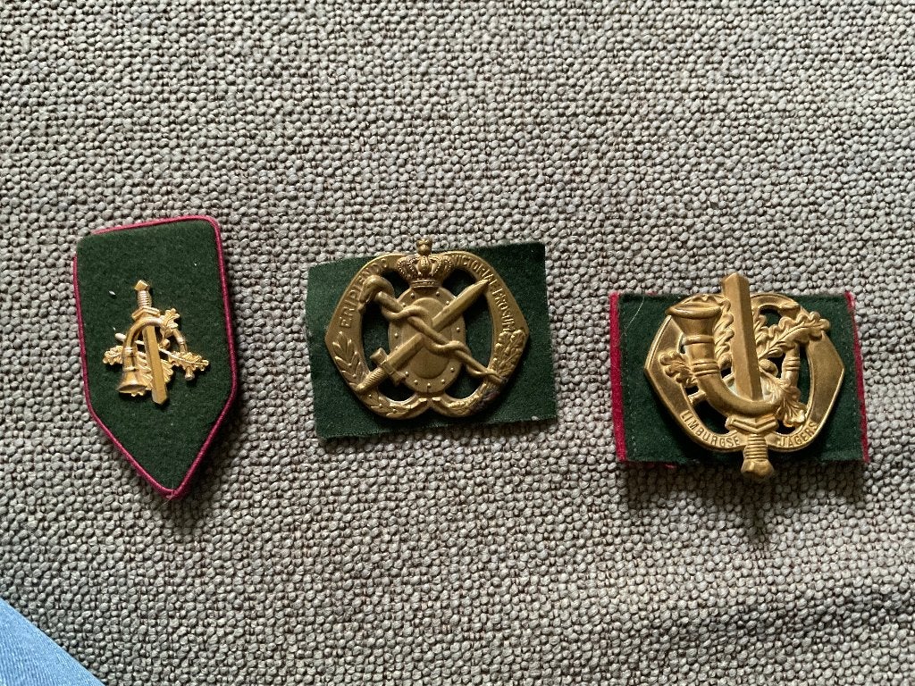 Baret Embleem, Ophalen of Verzenden, Landmacht, Nederland, Embleem of Badge