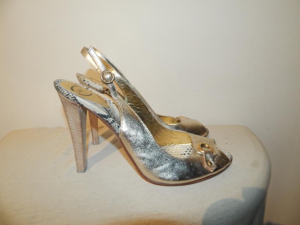 Cavalli pumps goud leer snake accenten Als Nieuw mt 40, Pumps, Overige kleuren, Verzenden, Zo goed als nieuw
