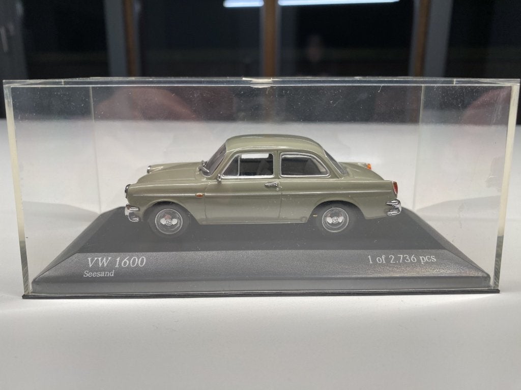 Volkswagen 1600 Minichamps 1/43, Ophalen of Verzenden, Zo goed als nieuw, Auto, MiniChamps