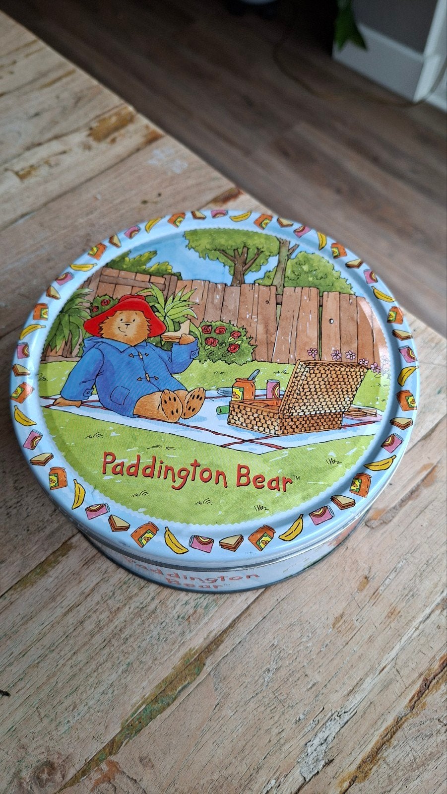 Vintage Koektrommel Paddington Bear 2004, Verzamelen, Ophalen of Verzenden, Gebruikt, Koek(jes), Overige merken