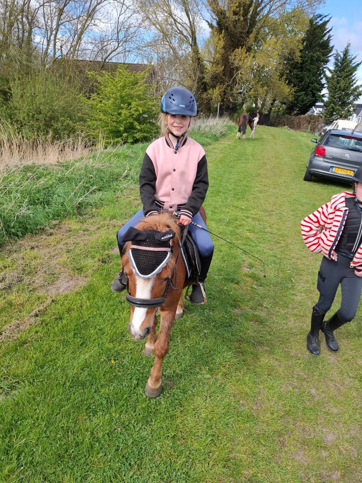 9 jarig meisje met ervaring zoekt bijrijdpony, Dieren en Toebehoren, Ophalen of Verzenden, Nieuw