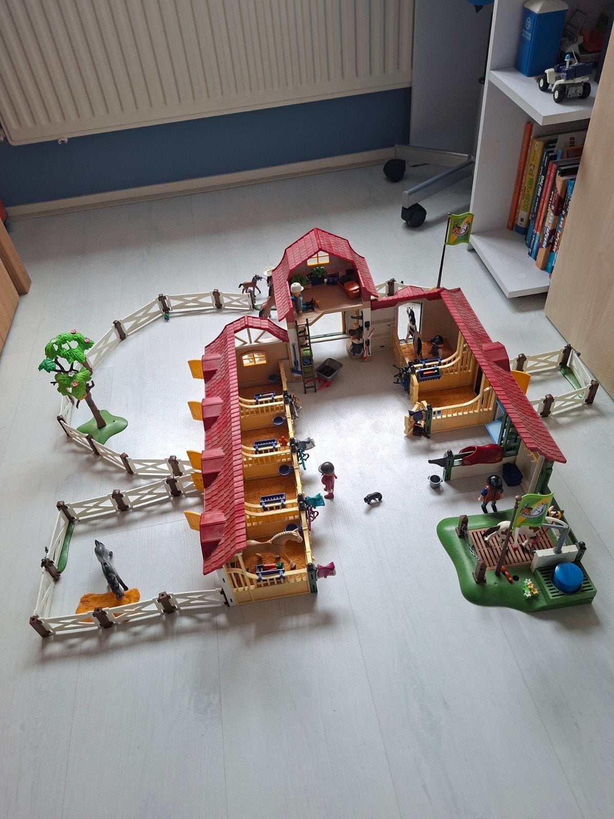 playmobil paardenstal met veel accessoires, Complete set, Overige typen, Ophalen of Verzenden, Zo goed als nieuw