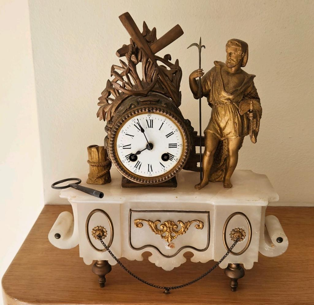 Antieke marmeren pendule met bronzen beeld, Ophalen of Verzenden