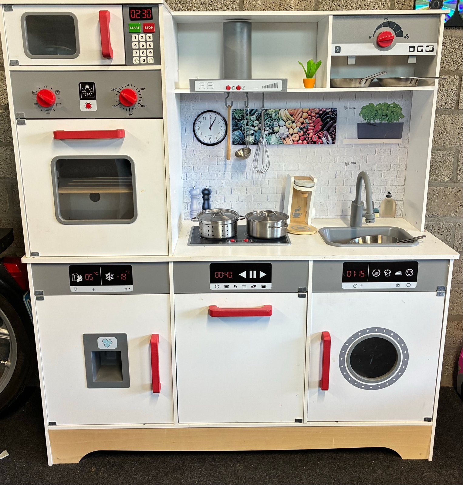 Grote speelkeuken met veel accessoires, Kinderen en Baby's, Speelgoed | Speelkeukens, Ophalen of Verzenden, Gebruikt, Hout, Speelkeuken