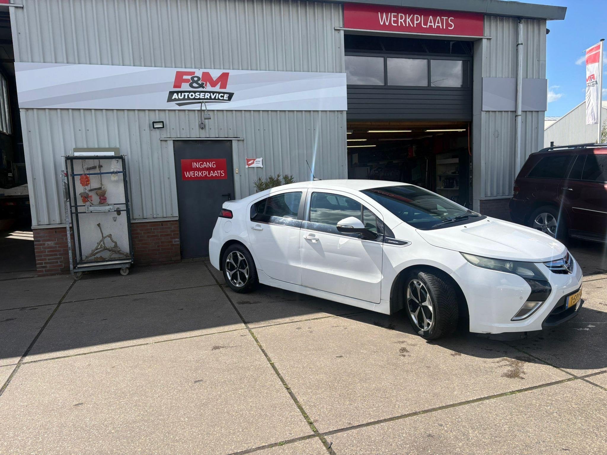 Opel Ampera 1.4 Camera, clima, stoelverwarming, Euro 5, 4 cilinders, 16 kWh, 4 stoelen
