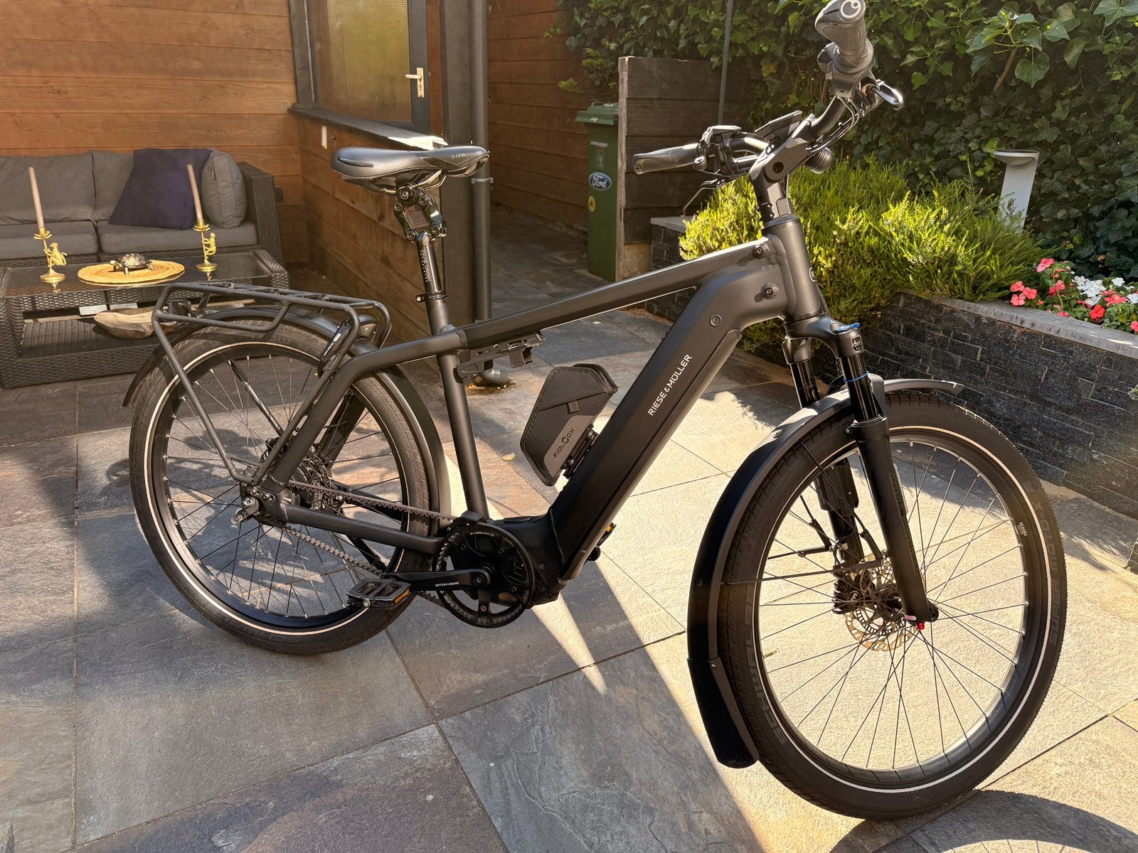 Riese & Müller Charger 4 ABS e-bike, Zo goed als nieuw, 51 tot 55 cm, 50 km per accu of meer, Ophalen