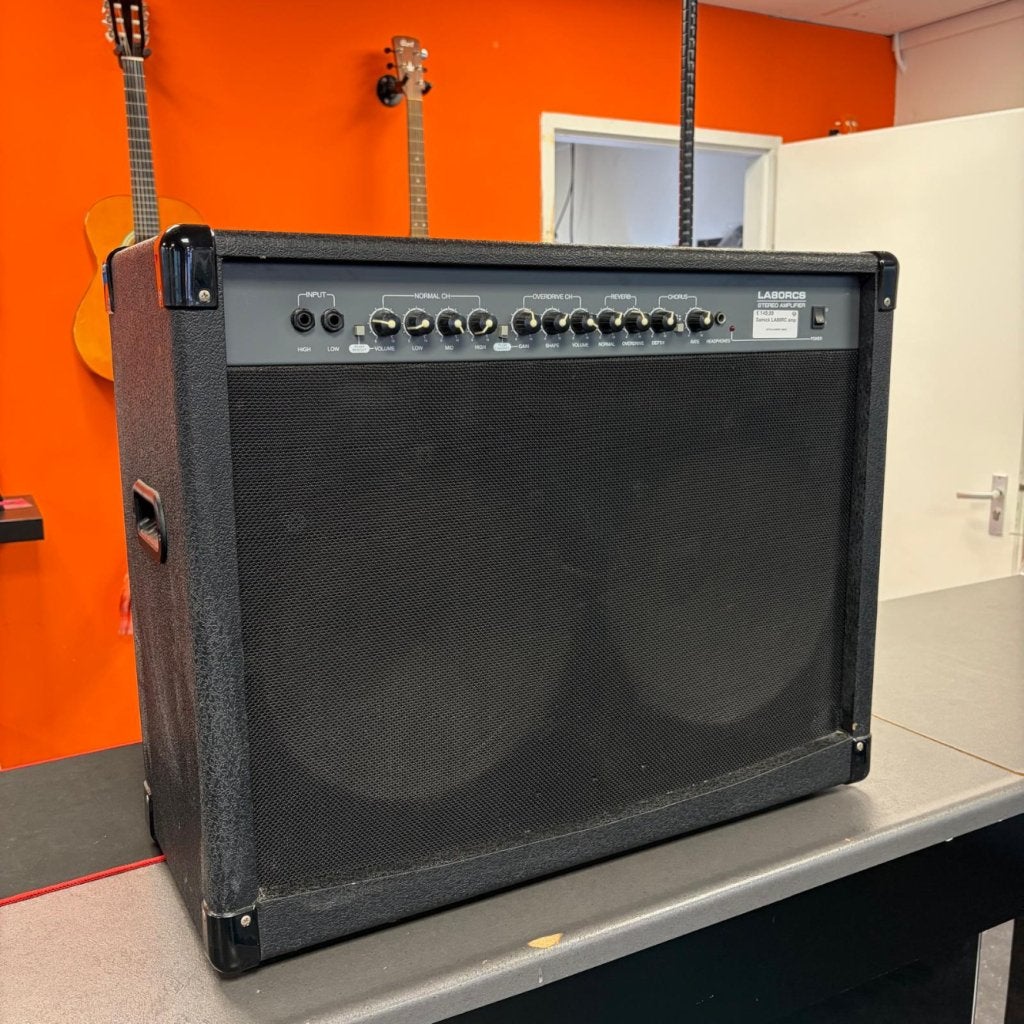 Samick LA 80 RCS Gitaar Amplifier, Flex Ltd., Zo goed als nieuw, https://flex.com/contact-us, Nobelstraat 10, 5807 GA Oostrum LB, Limburg, Nederland