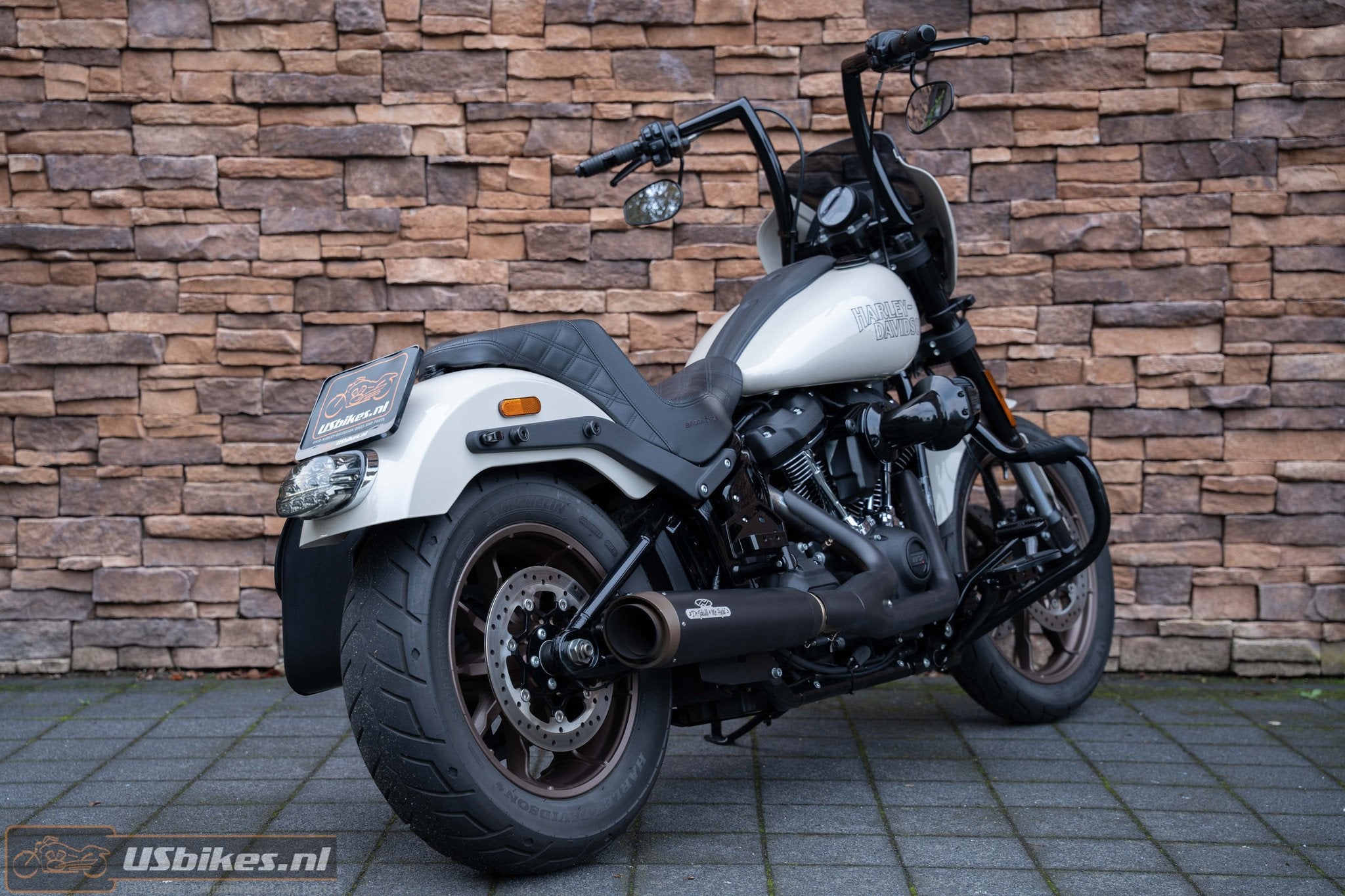 Harley-Davidson FXLRS Low Rider S Softail 117 M8 Clubstyle, Motoren, Info@harley-davidson.com, 1923 cc, Harley--Davidson, Handgeschakeld