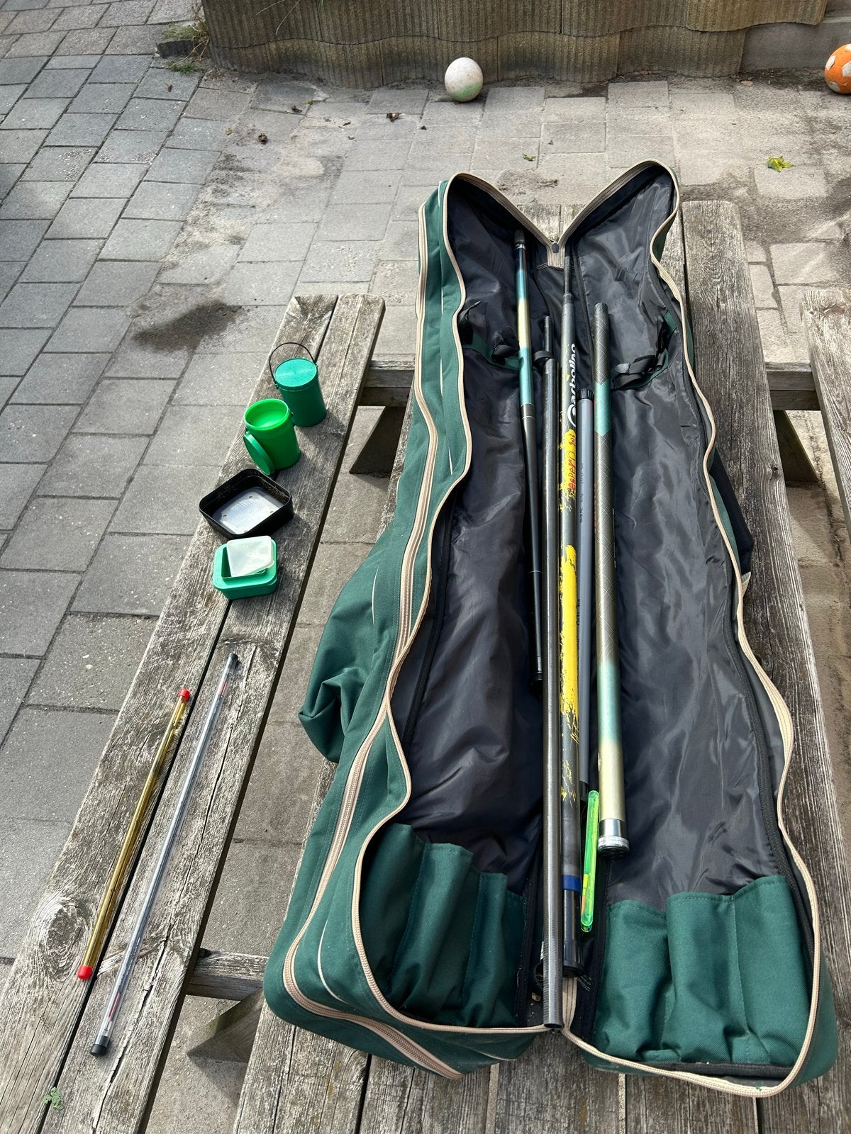 Complete visuitrusting met hengels, molens en tas, Ophalen, Gebruikt, Complete hengel