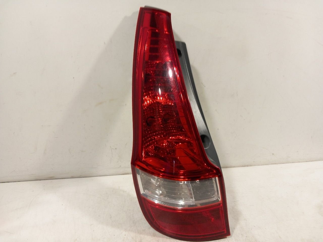 Achterlicht links buiten Hyundai i30, Onderdelen@venauto.nl, Van der Ven Autorecycling B.V., Gebruikt, Ettenseweg 76, 4706 PB Roosendaal, The Netherlands