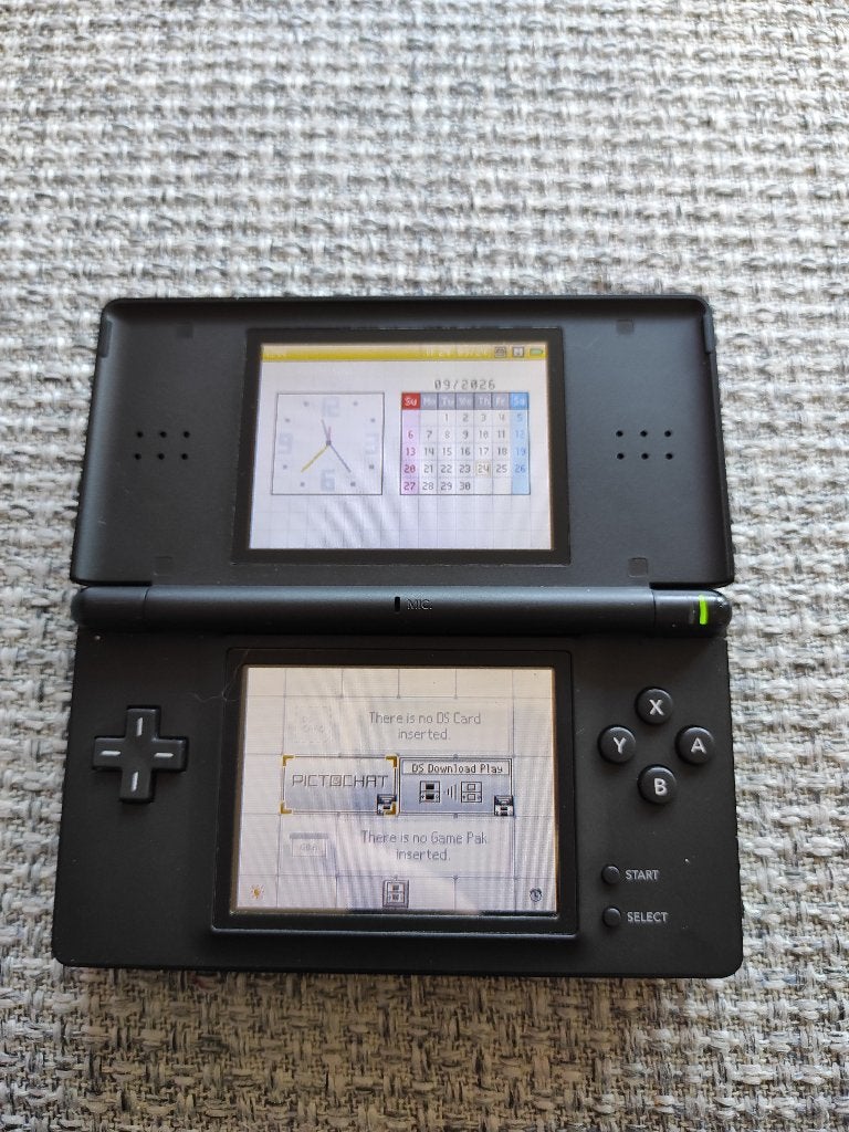 Nintendo ds, Spelcomputers en Games, Ophalen, Gebruikt, Zwart, Met beschermhoes of tas