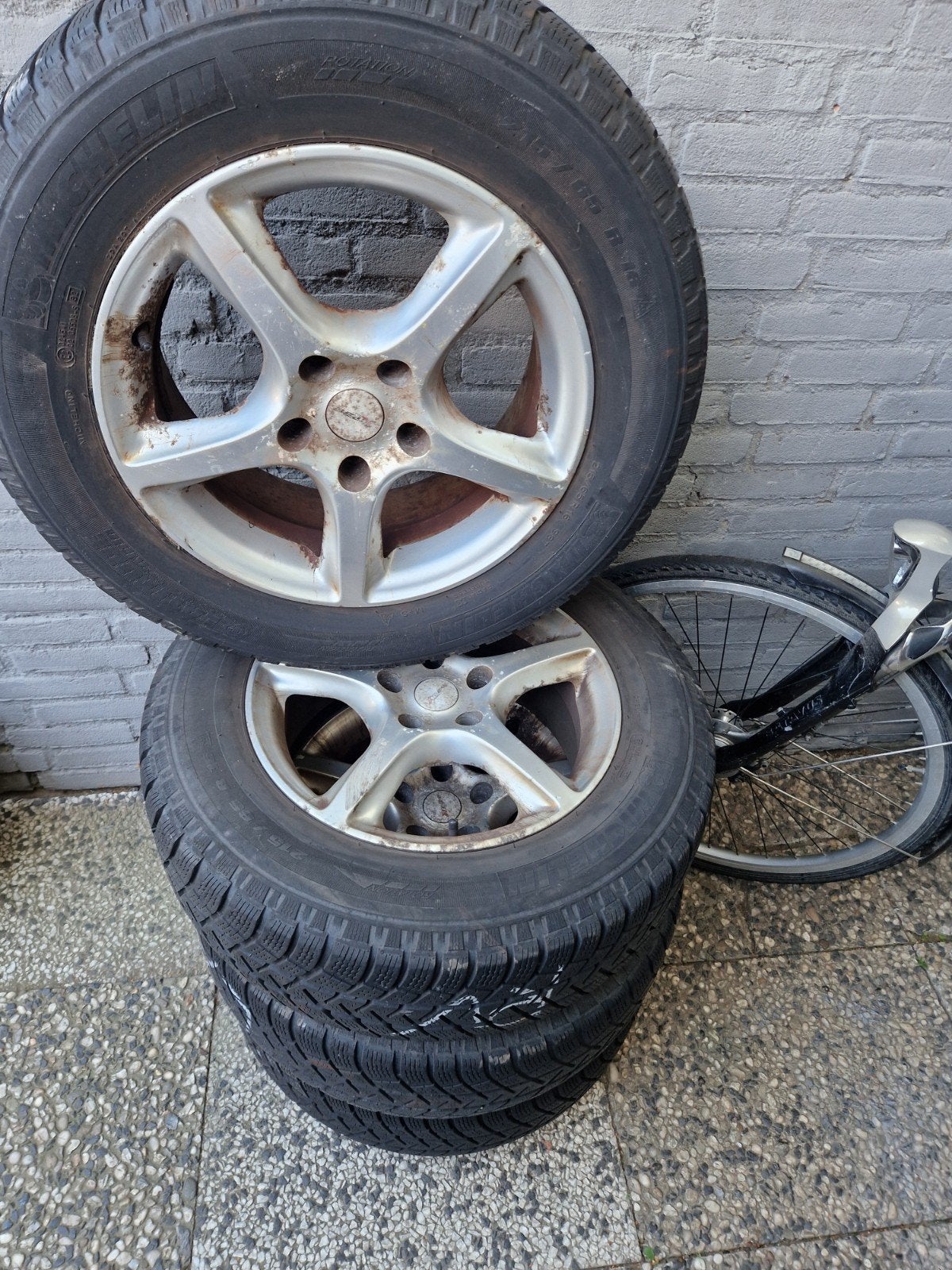 Winterbanden op velg, Auto-onderdelen, Banden en Velgen, Ophalen, 215 mm, 16 inch, Banden en Velgen
